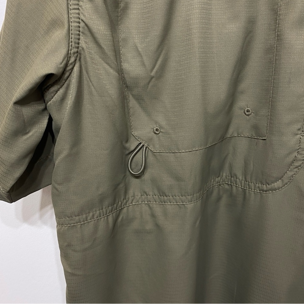 Reel Legends Performance Vented Button Up Fishing… - image 2